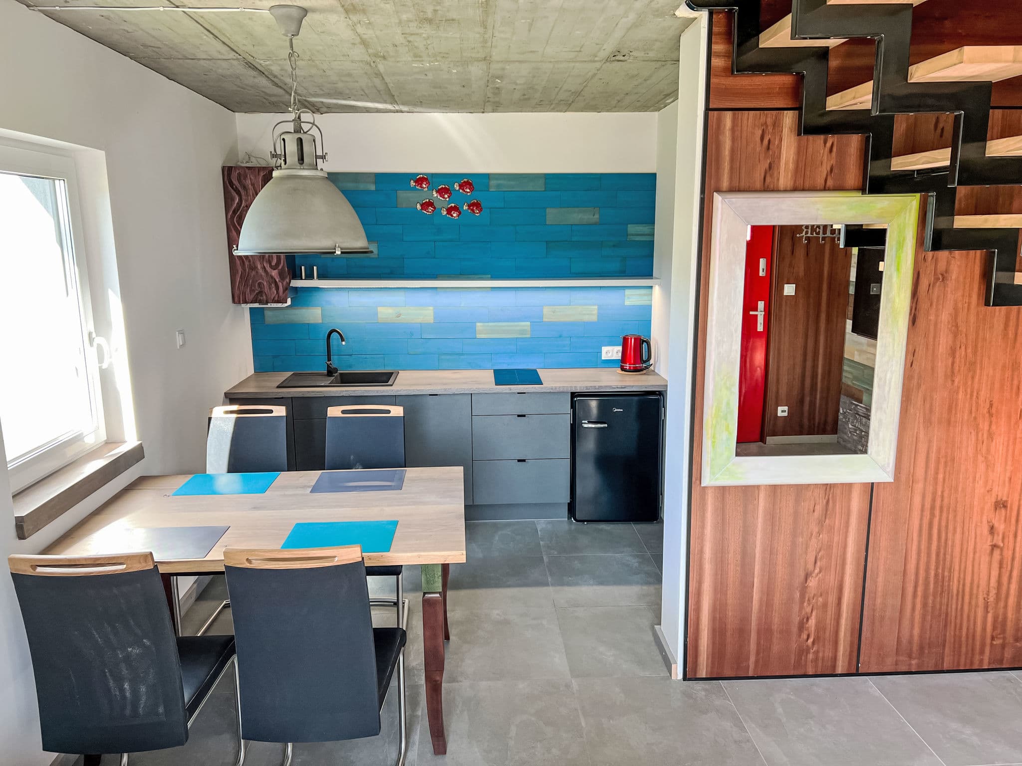 Kitchen / Dining Room