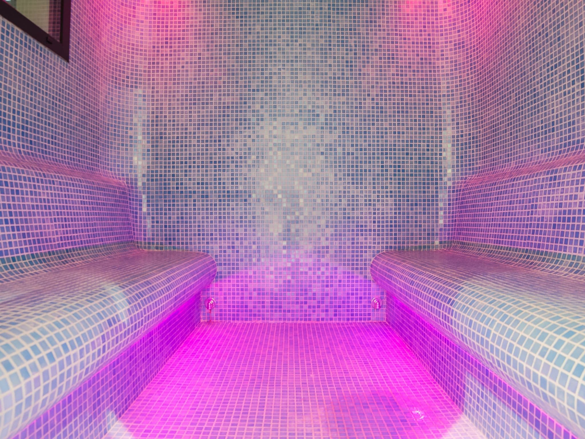 Pool Indoor