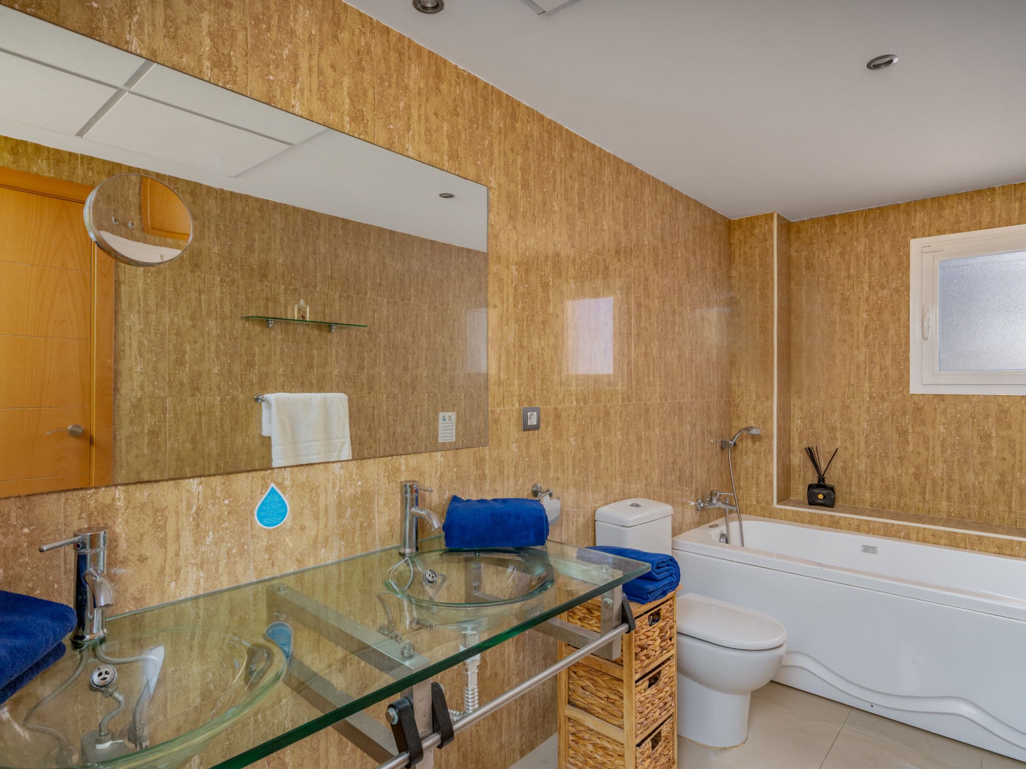 Bathroom / Wellness