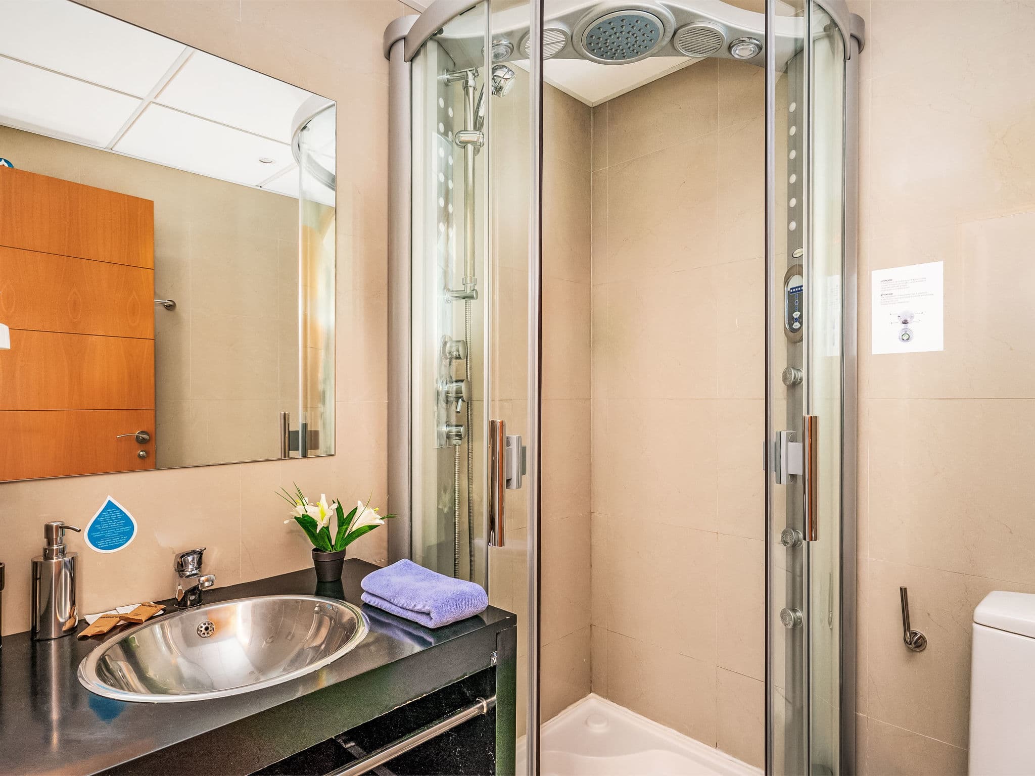 Bathroom / Wellness