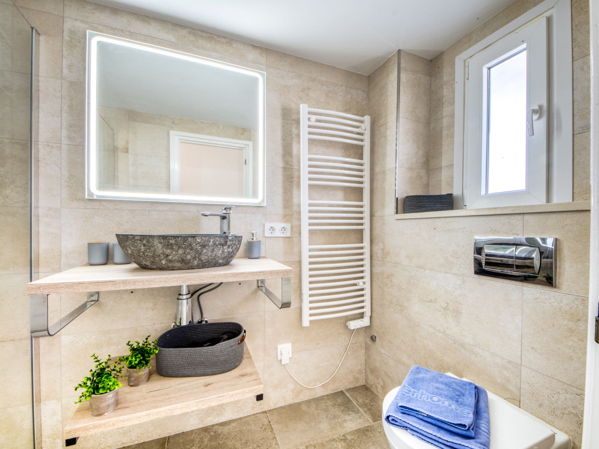Bathroom / Wellness