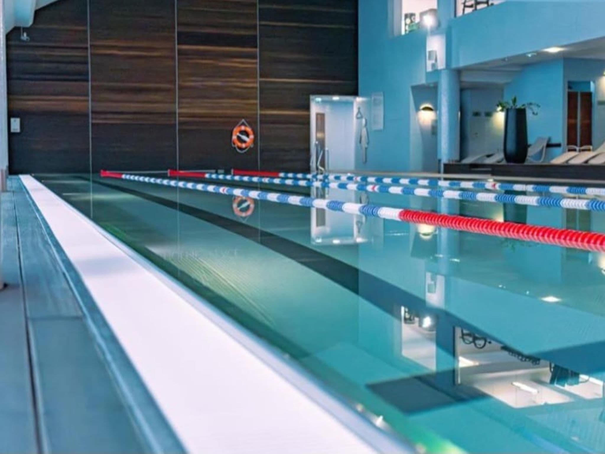 Pool Indoor