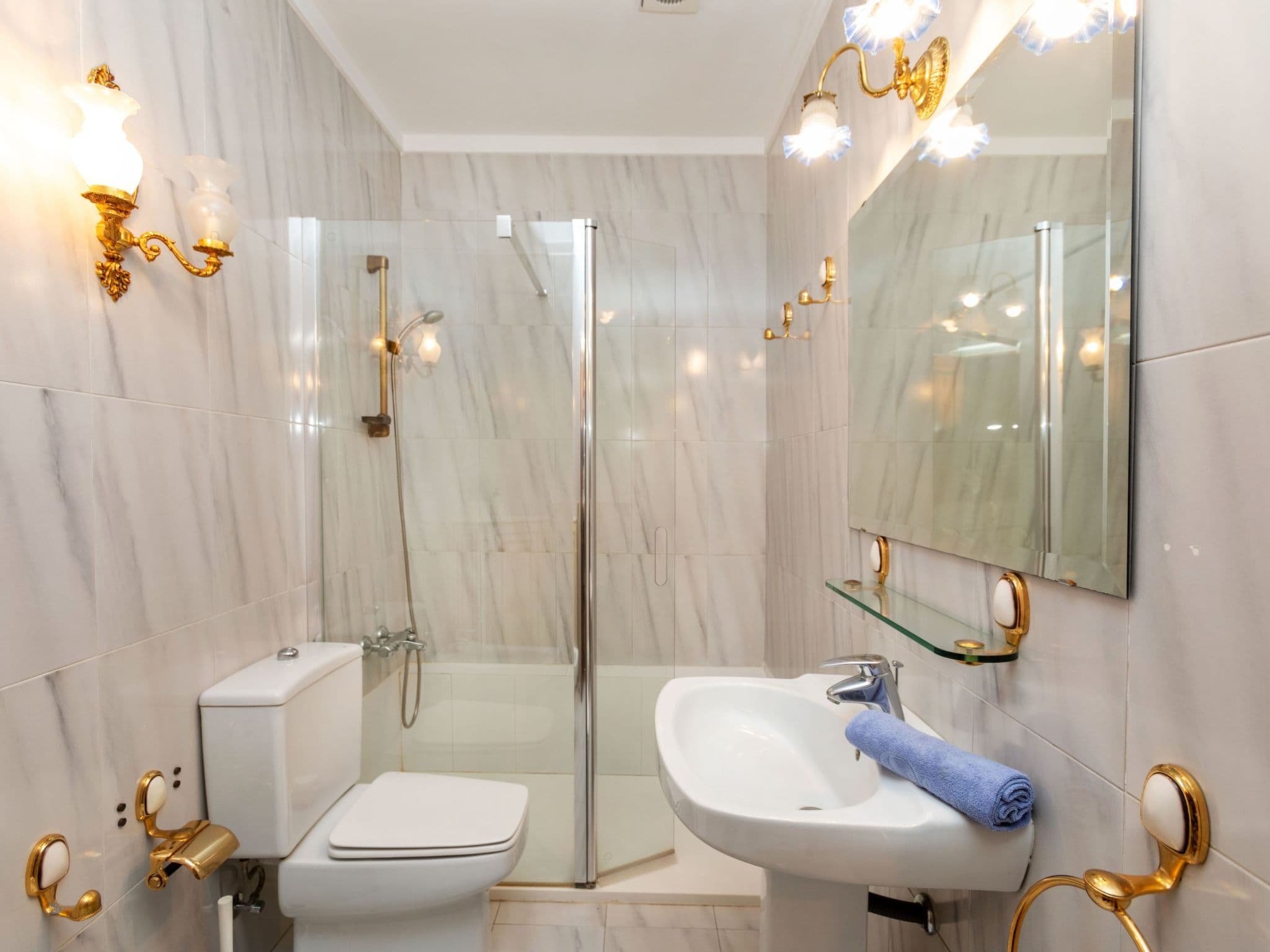 Bathroom / Wellness