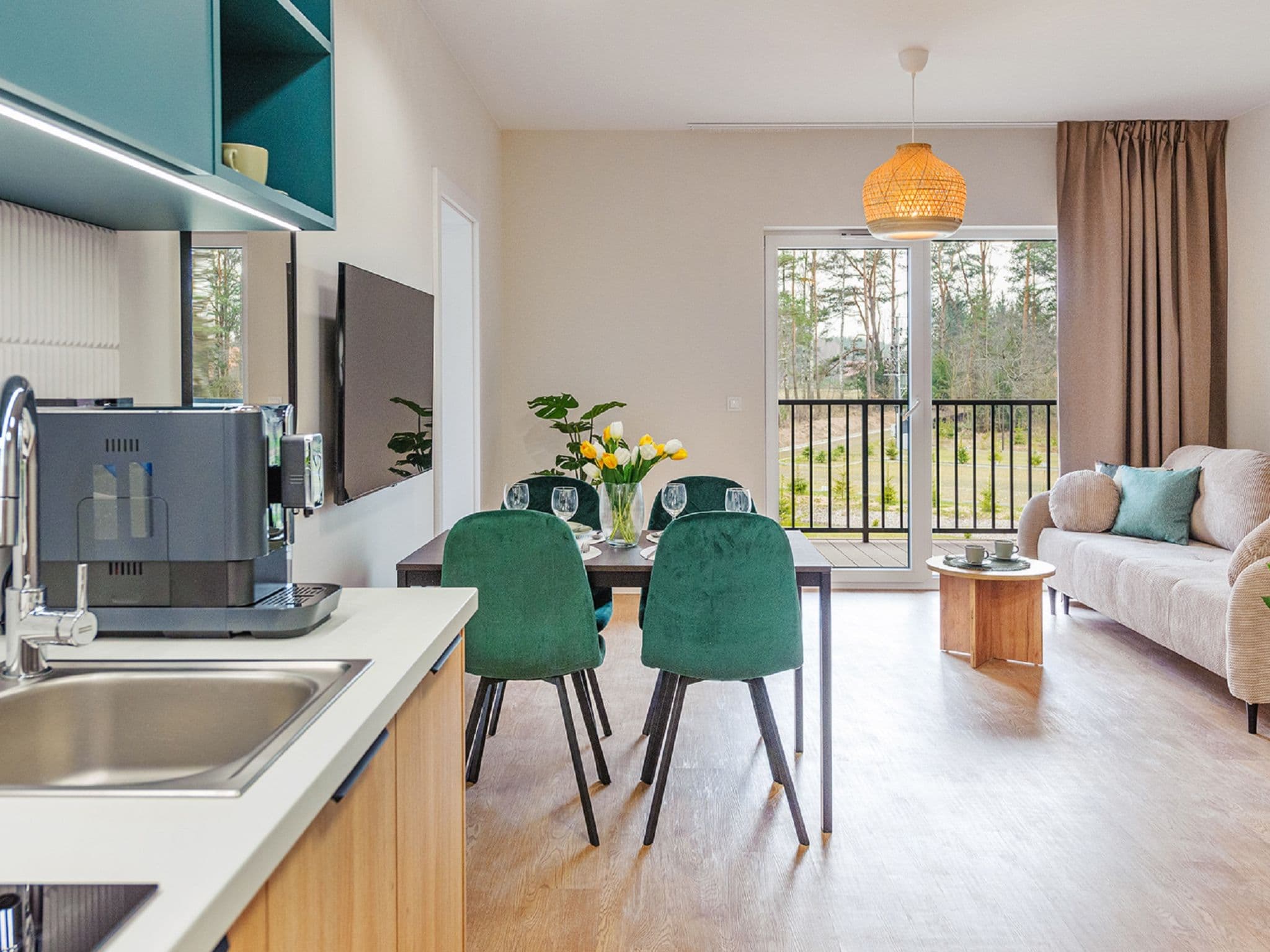 Kitchen / Dining Room