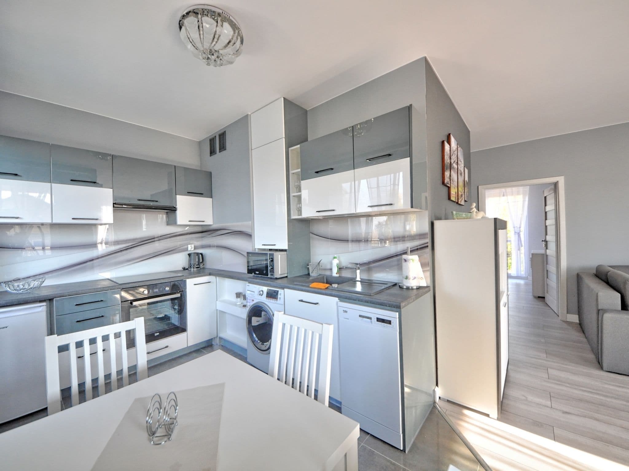 Kitchen / Dining Room