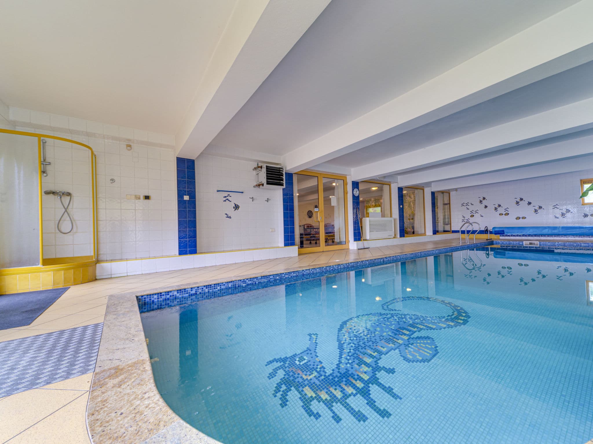 Pool Indoor