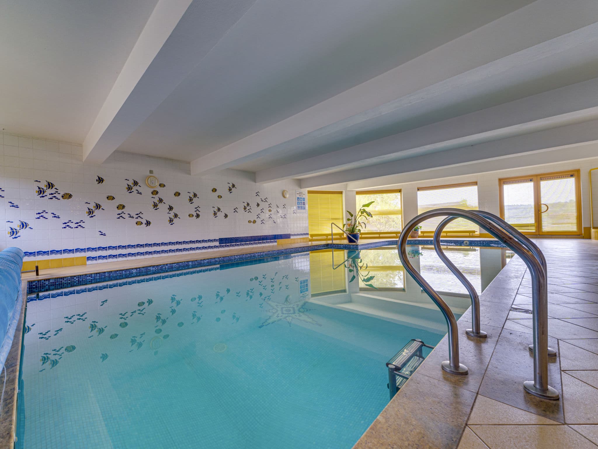 Pool Indoor