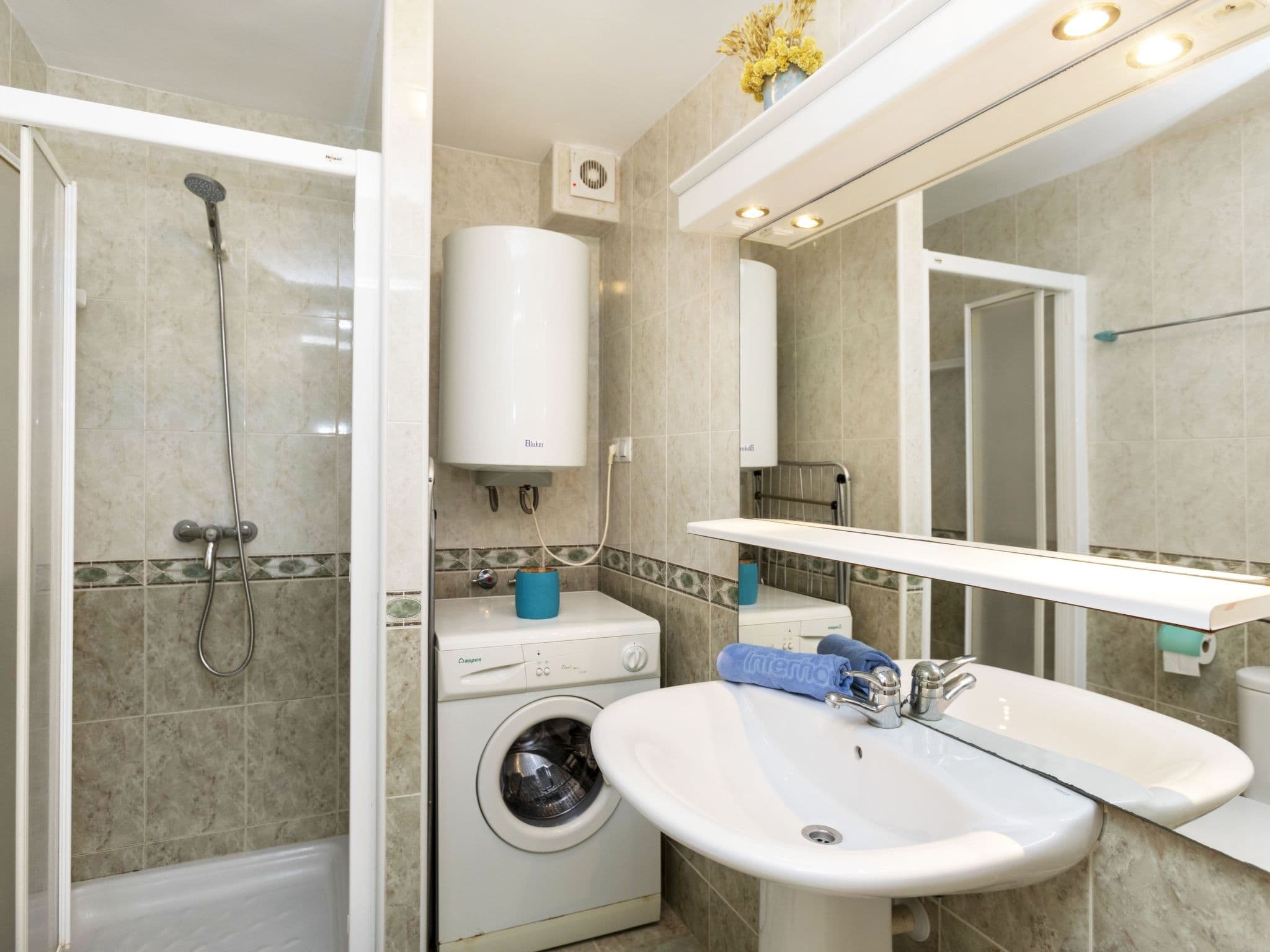 Bathroom / Wellness