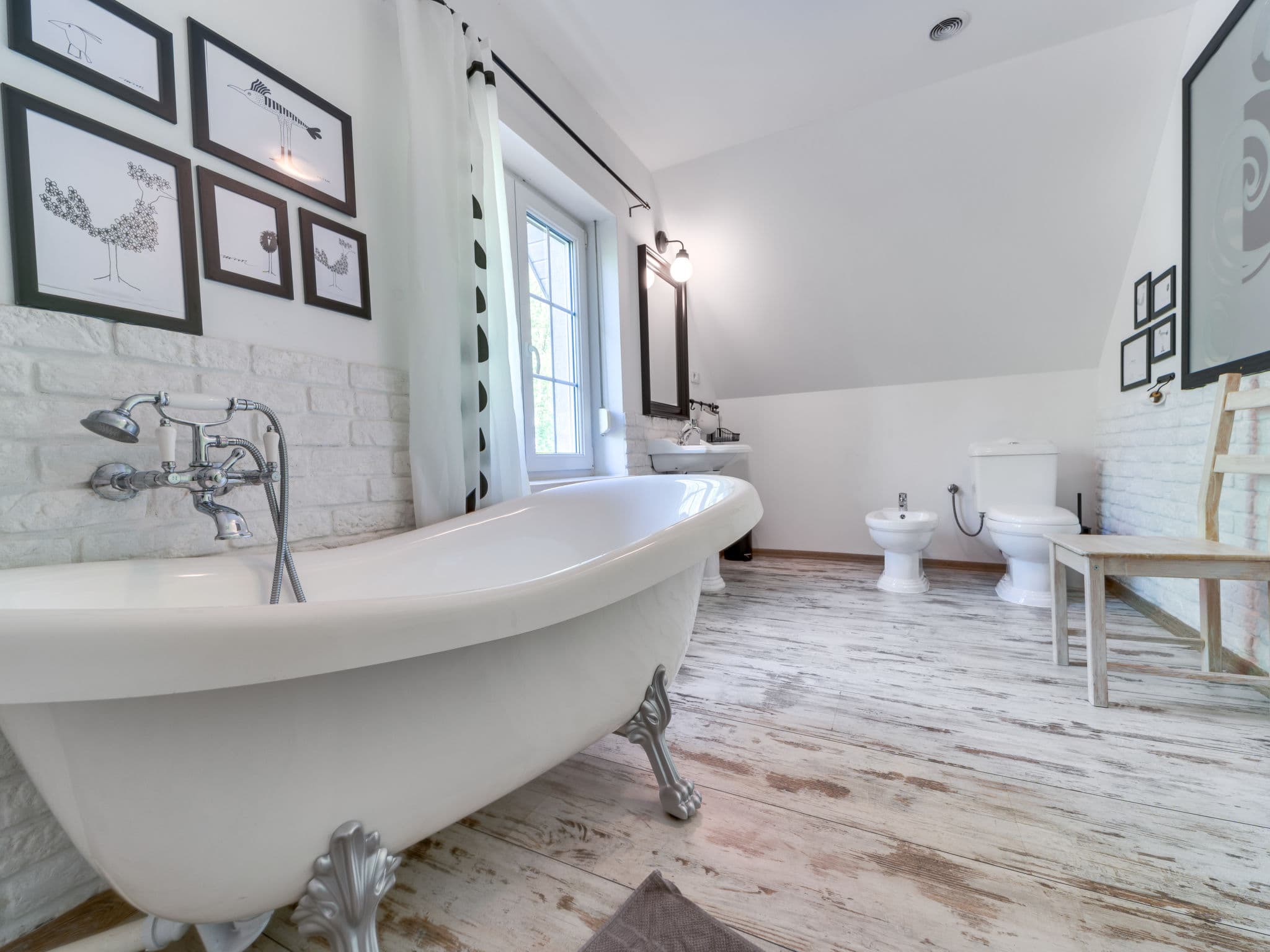 Bathroom / Wellness