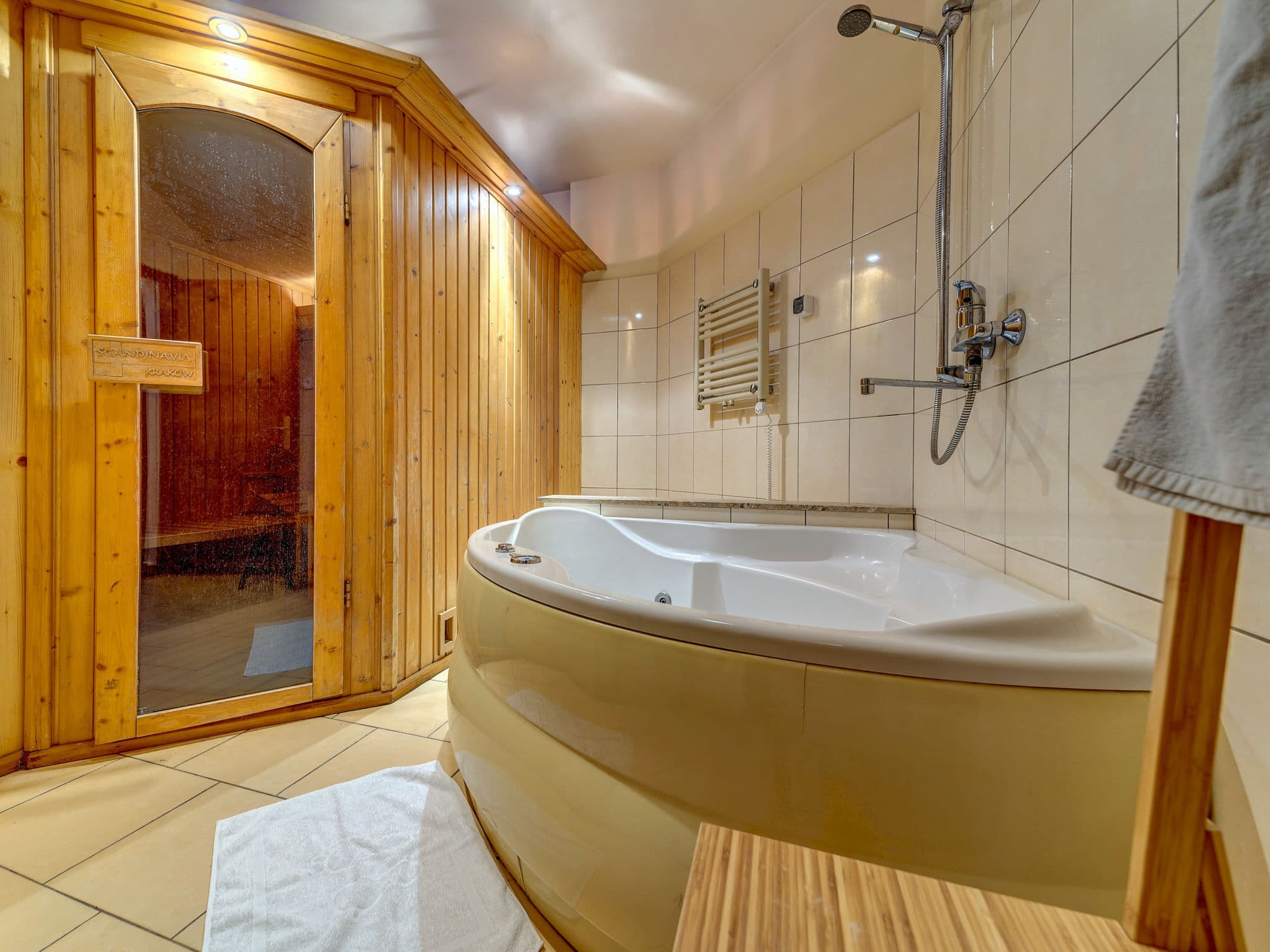 Bathroom / Wellness