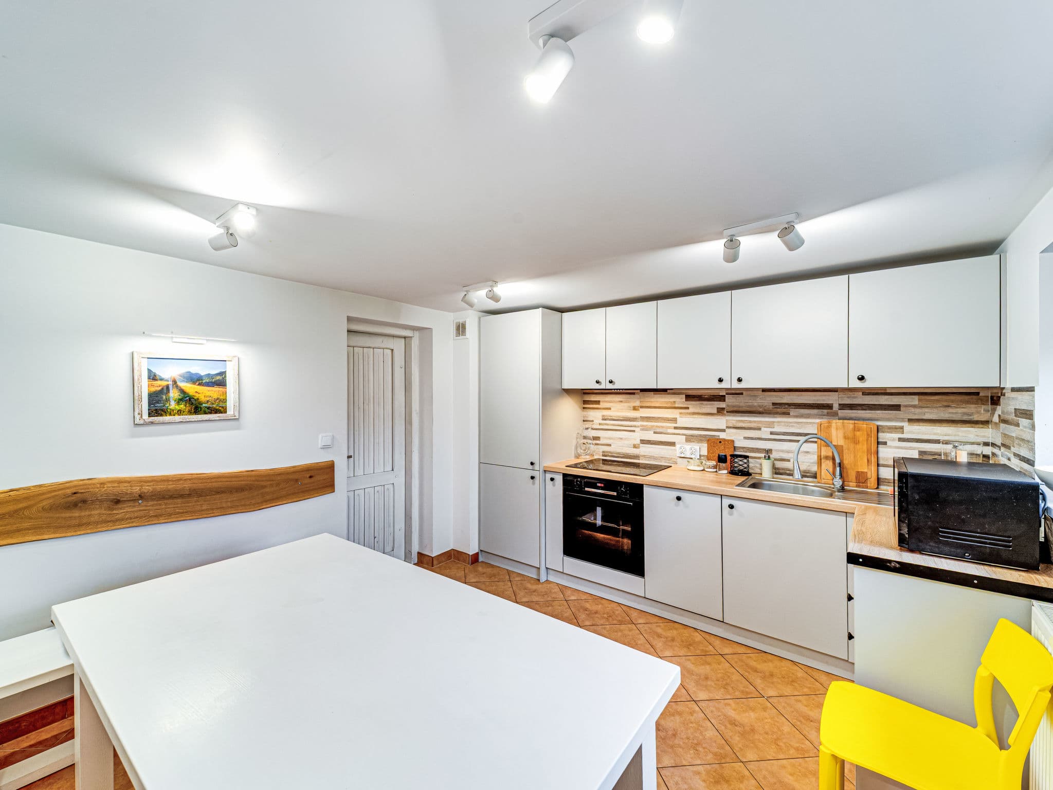 Kitchen / Dining Room
