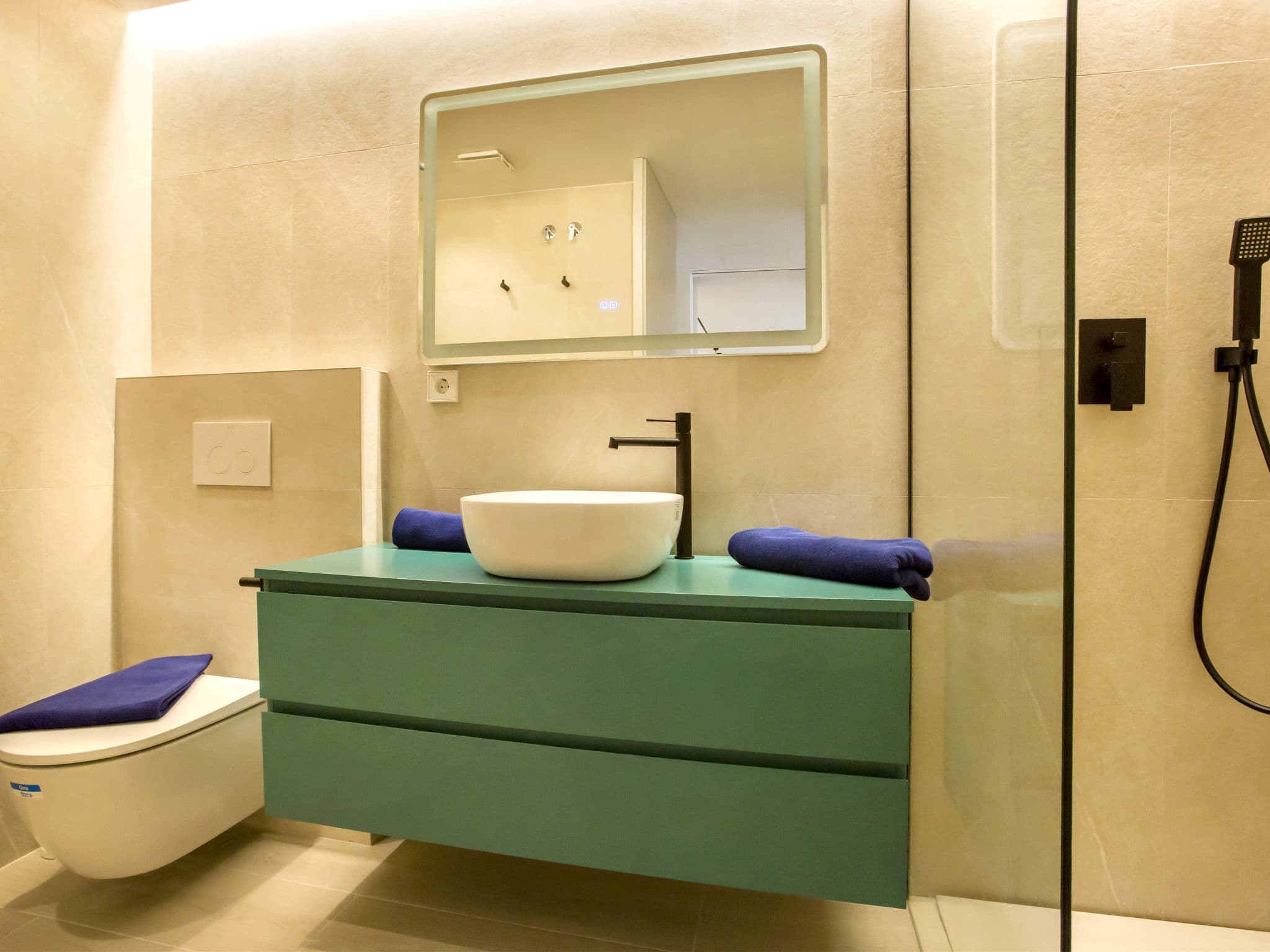 Bathroom / Wellness
