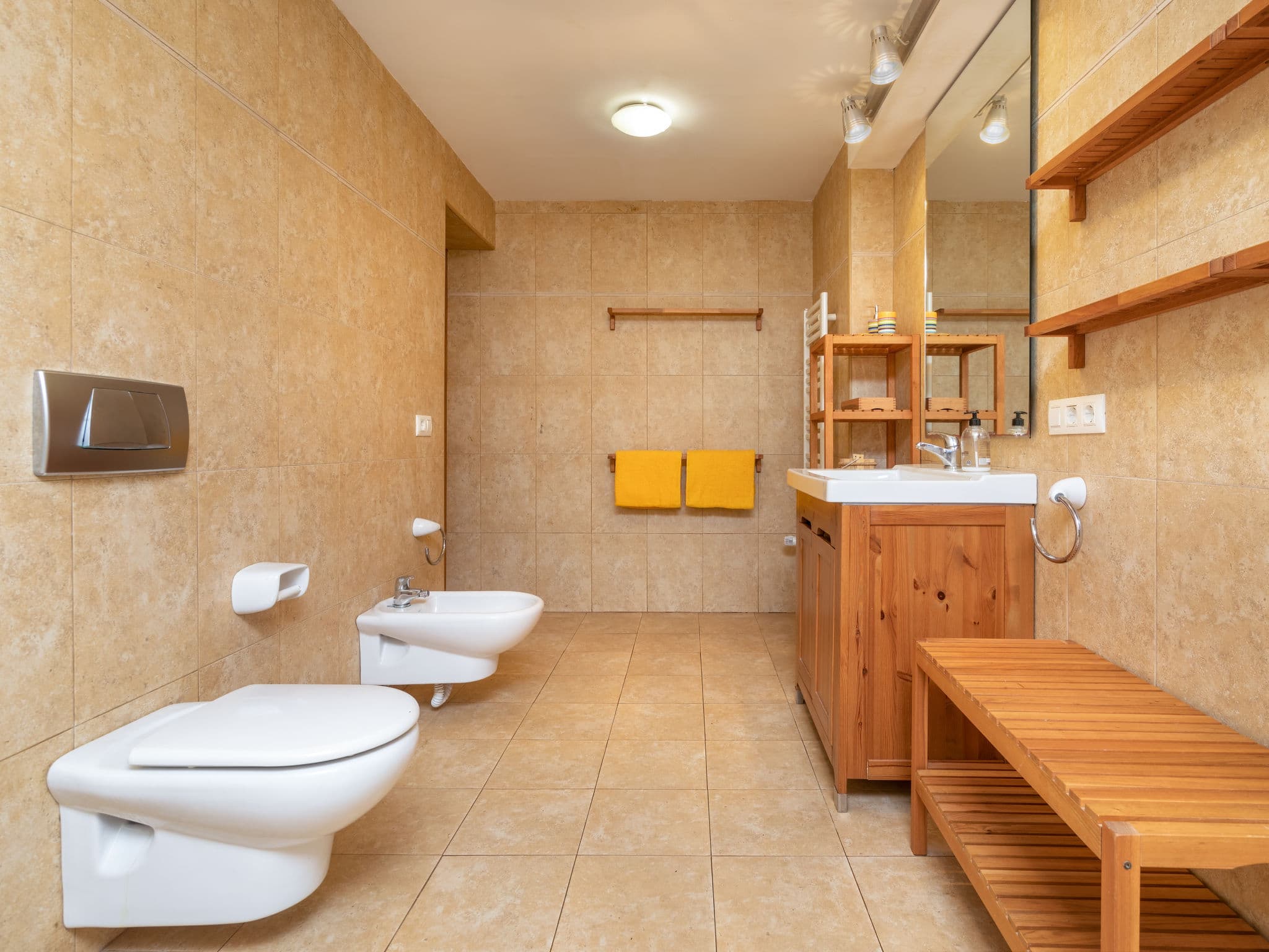Bathroom / Wellness