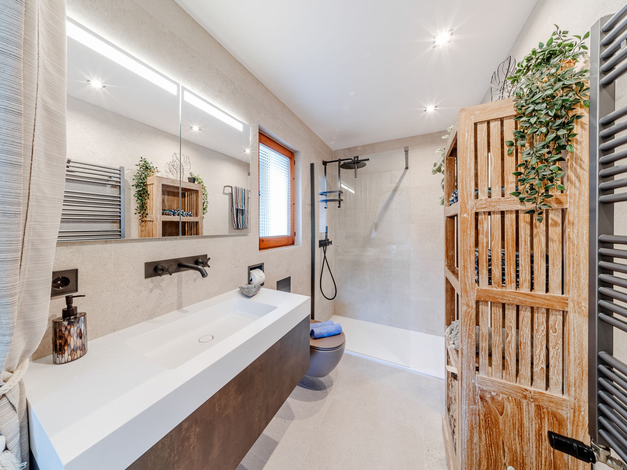 Bathroom / Wellness