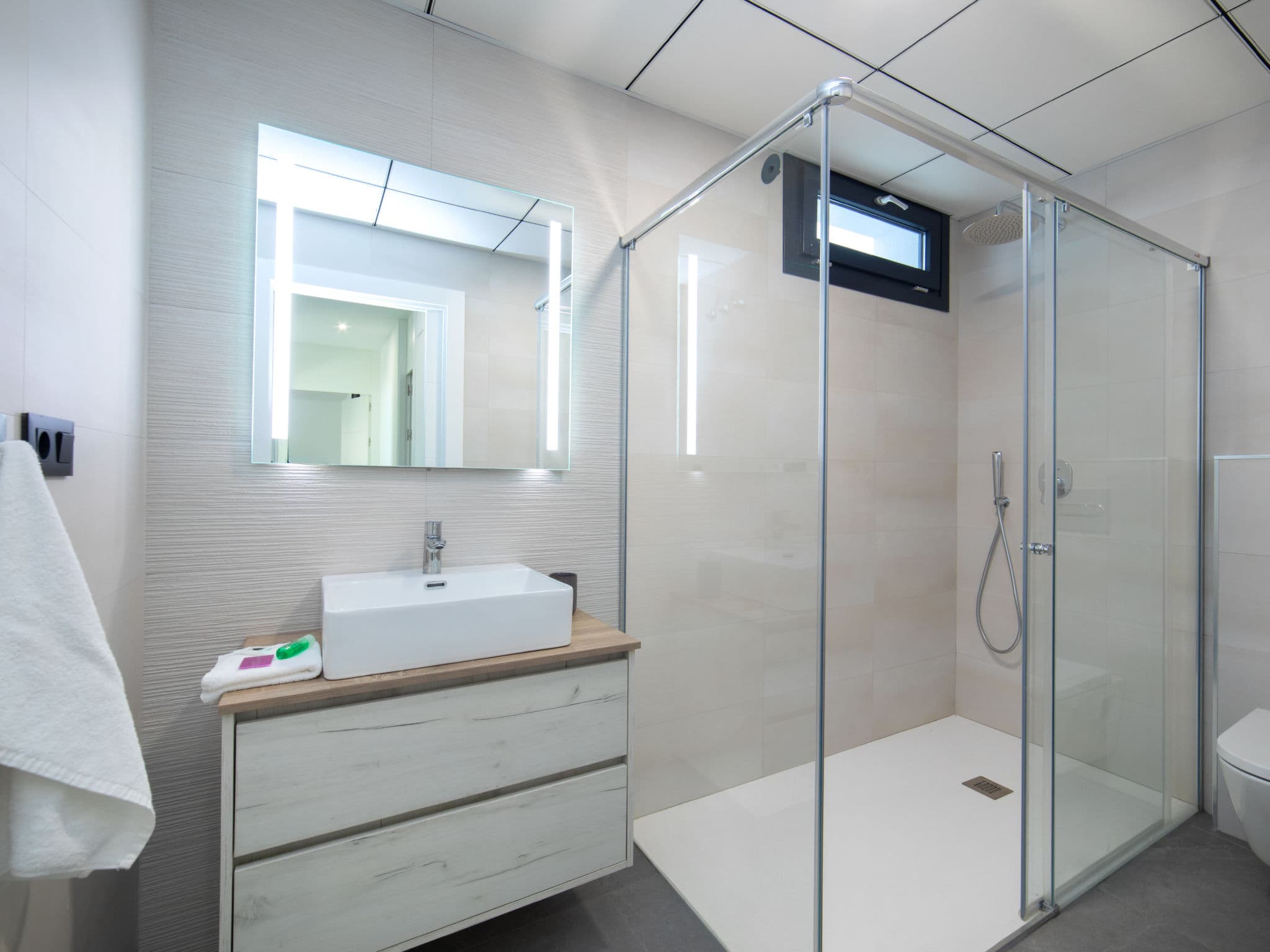 Bathroom / Wellness