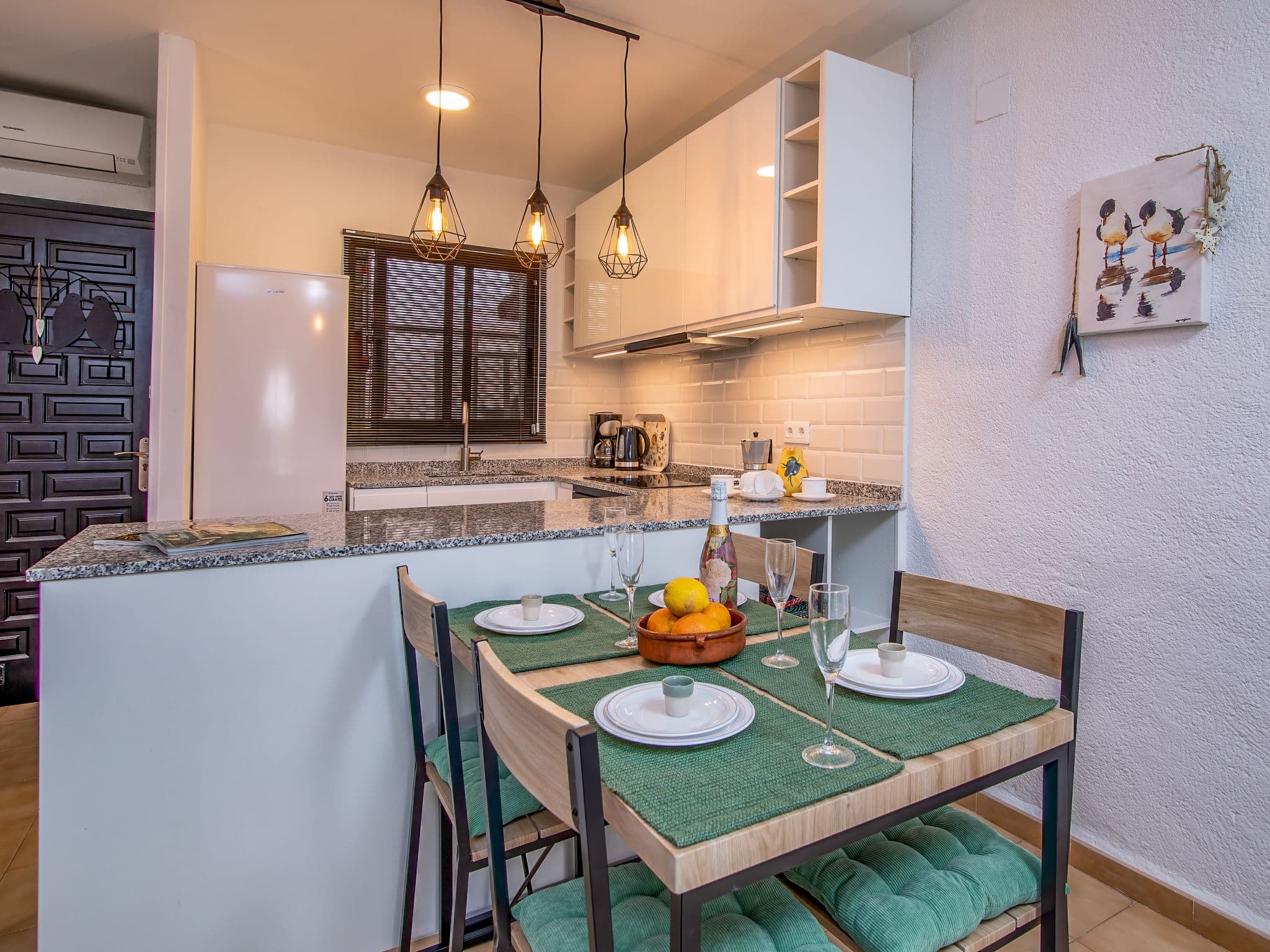 Kitchen / Dining Room