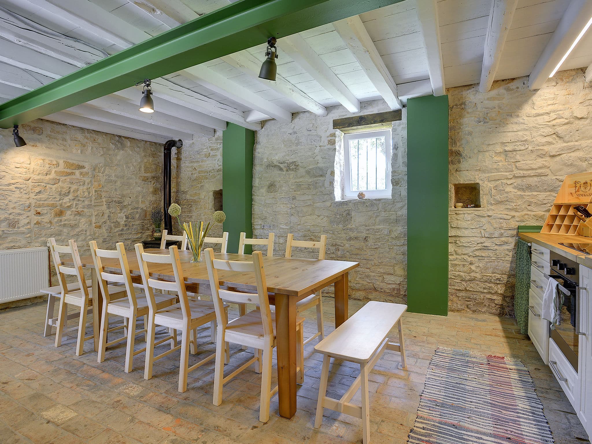 Kitchen / Dining Room
