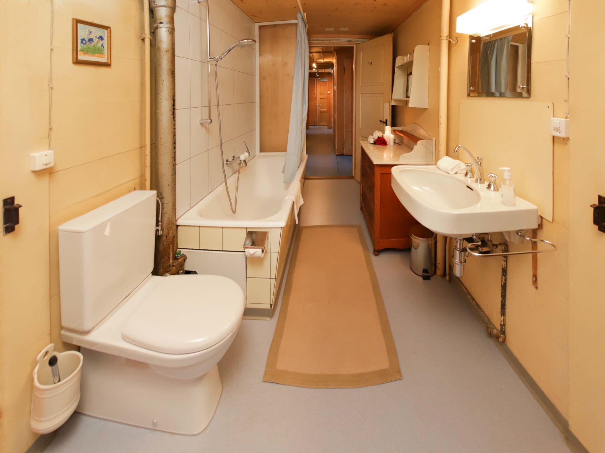 Bathroom / Wellness