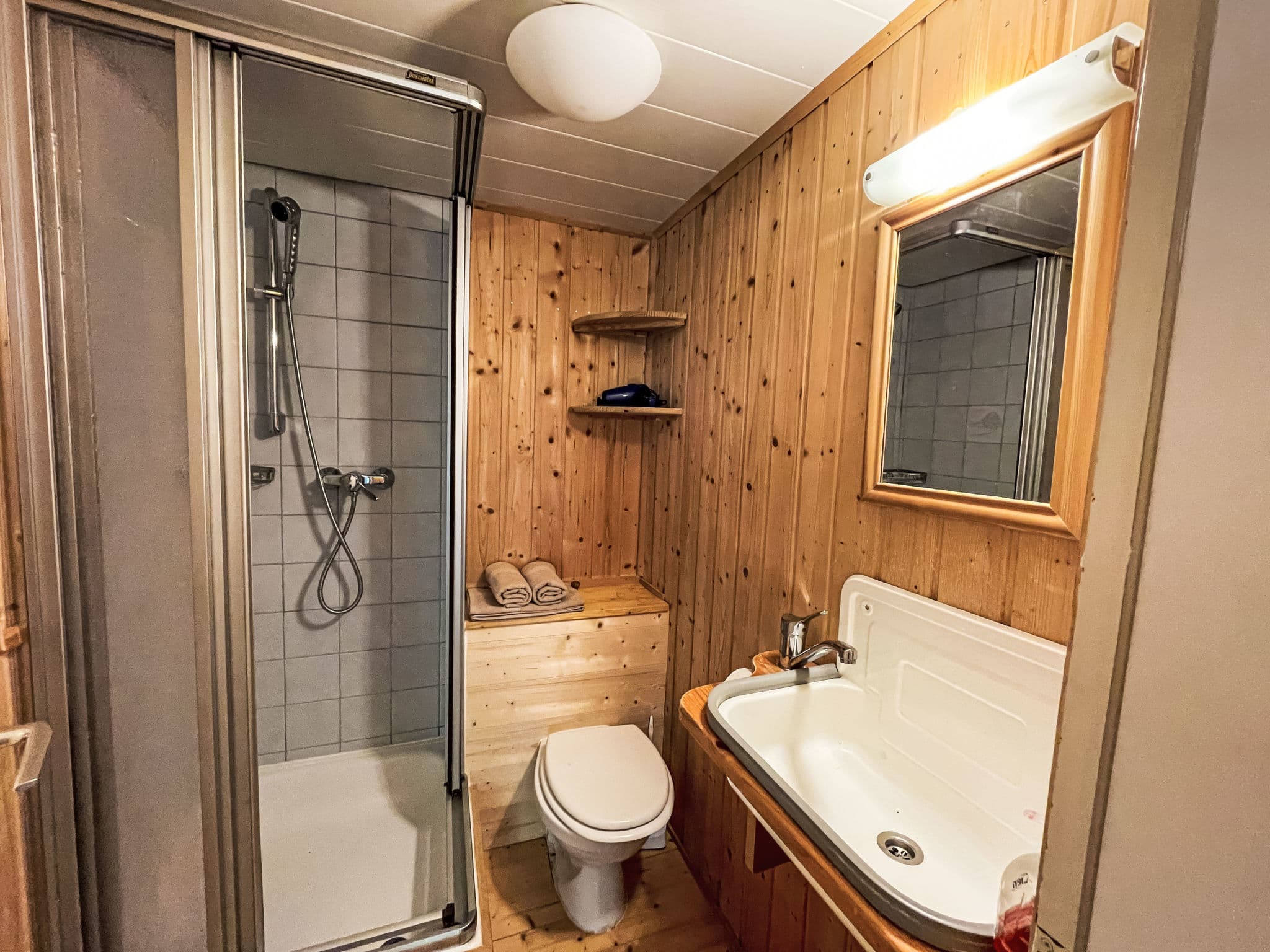 Bathroom / Wellness