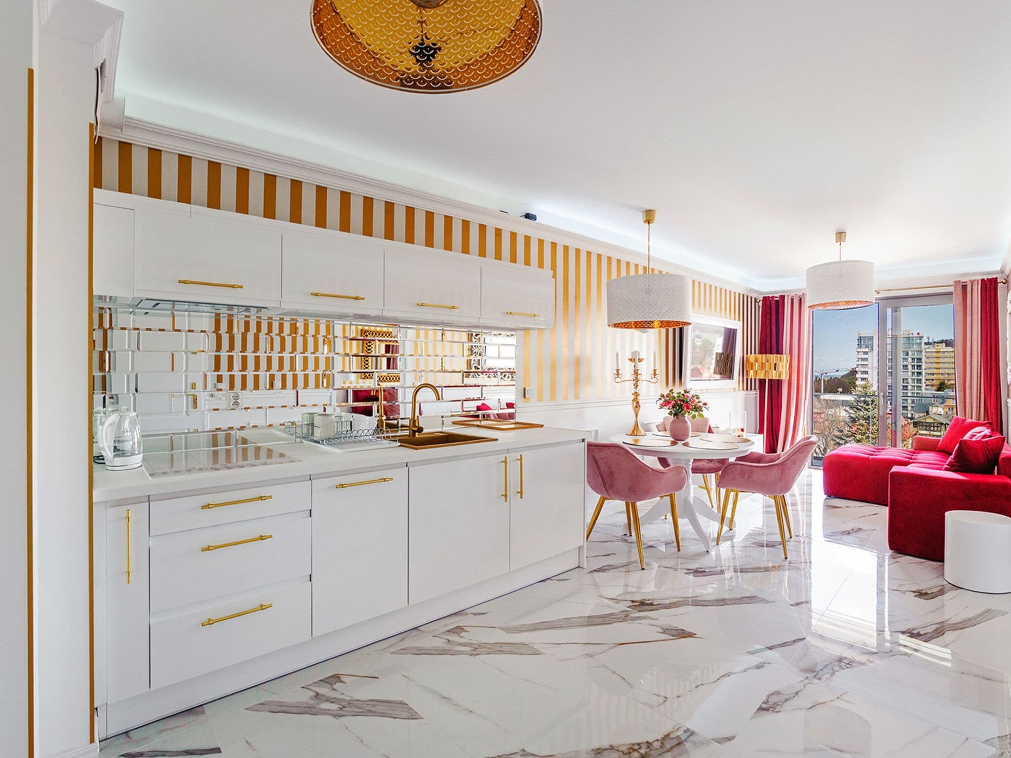 Kitchen / Dining Room