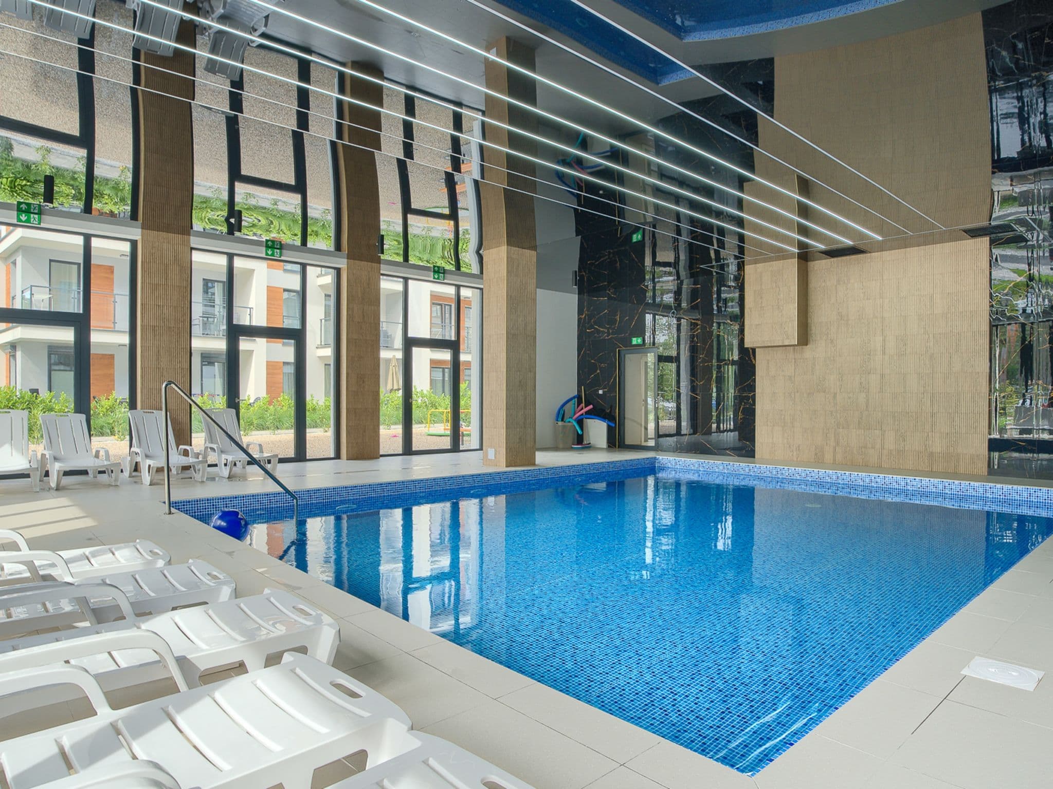 Pool Indoor