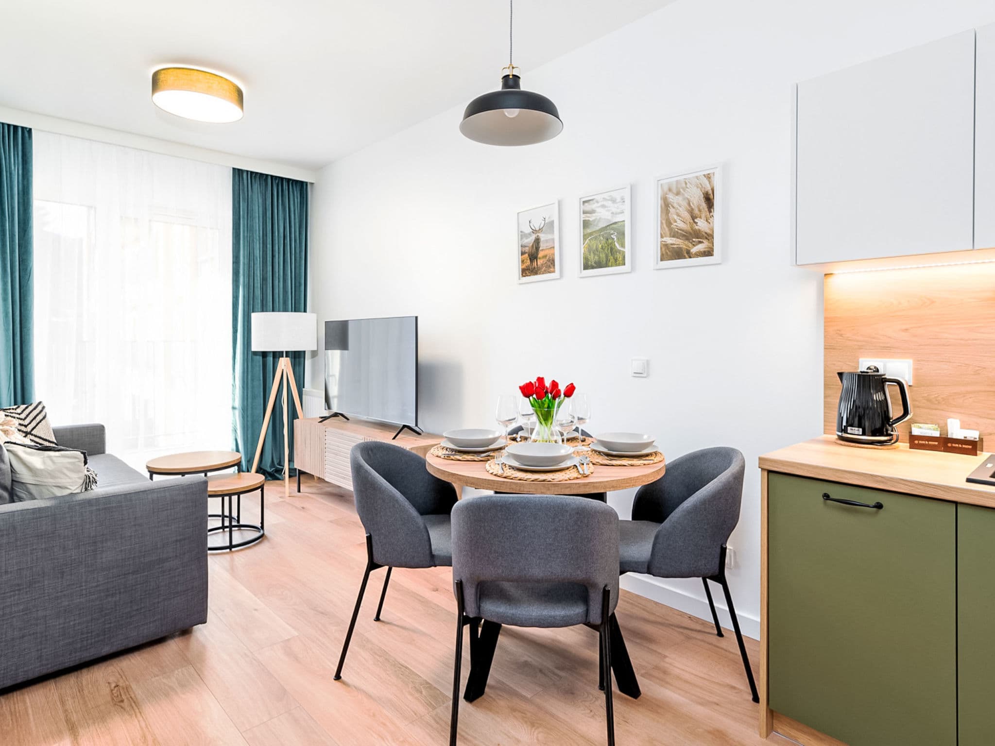 Kitchen / Dining Room