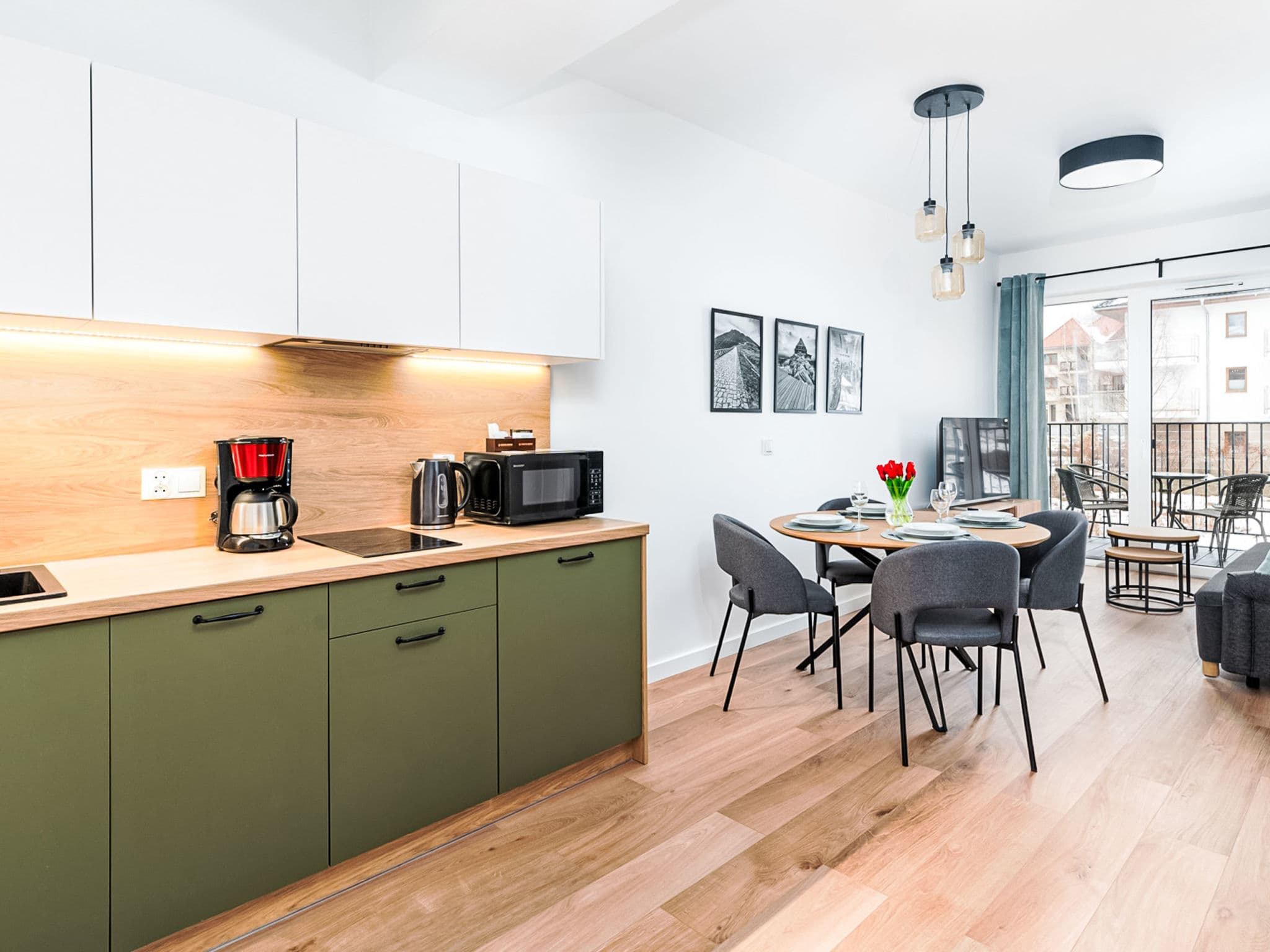 Kitchen / Dining Room