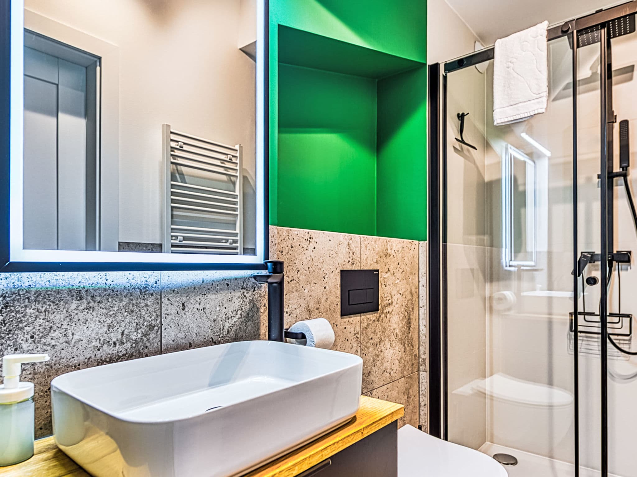 Bathroom / Wellness