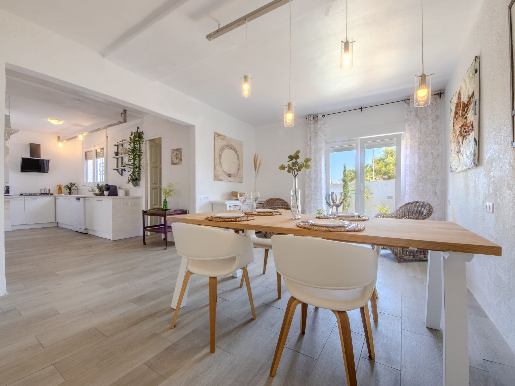 Kitchen / Dining Room