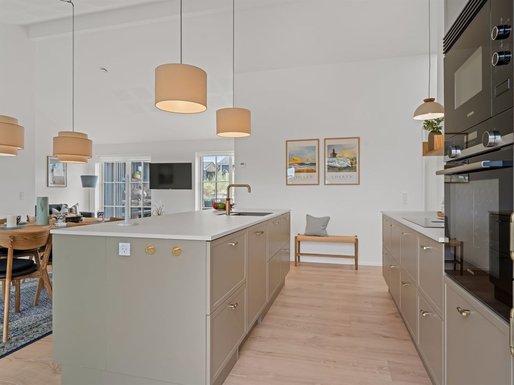 Kitchen / Dining Room