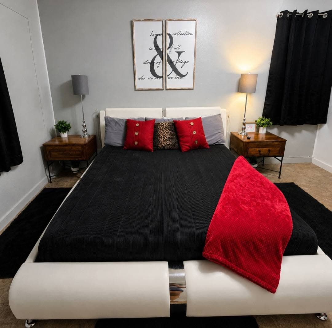Bedroom 1 - King Bed
