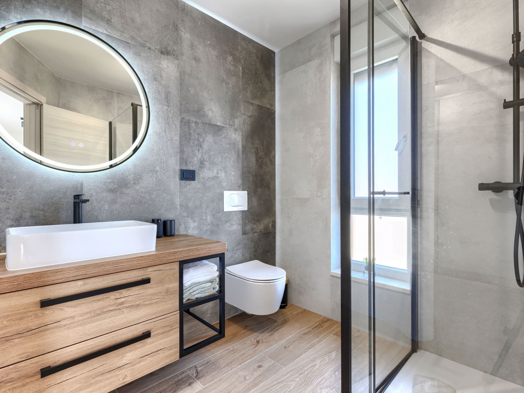Bathroom / Wellness