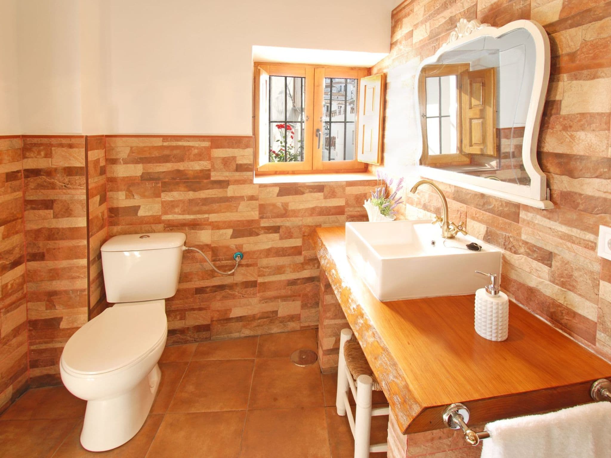 Bathroom / Wellness