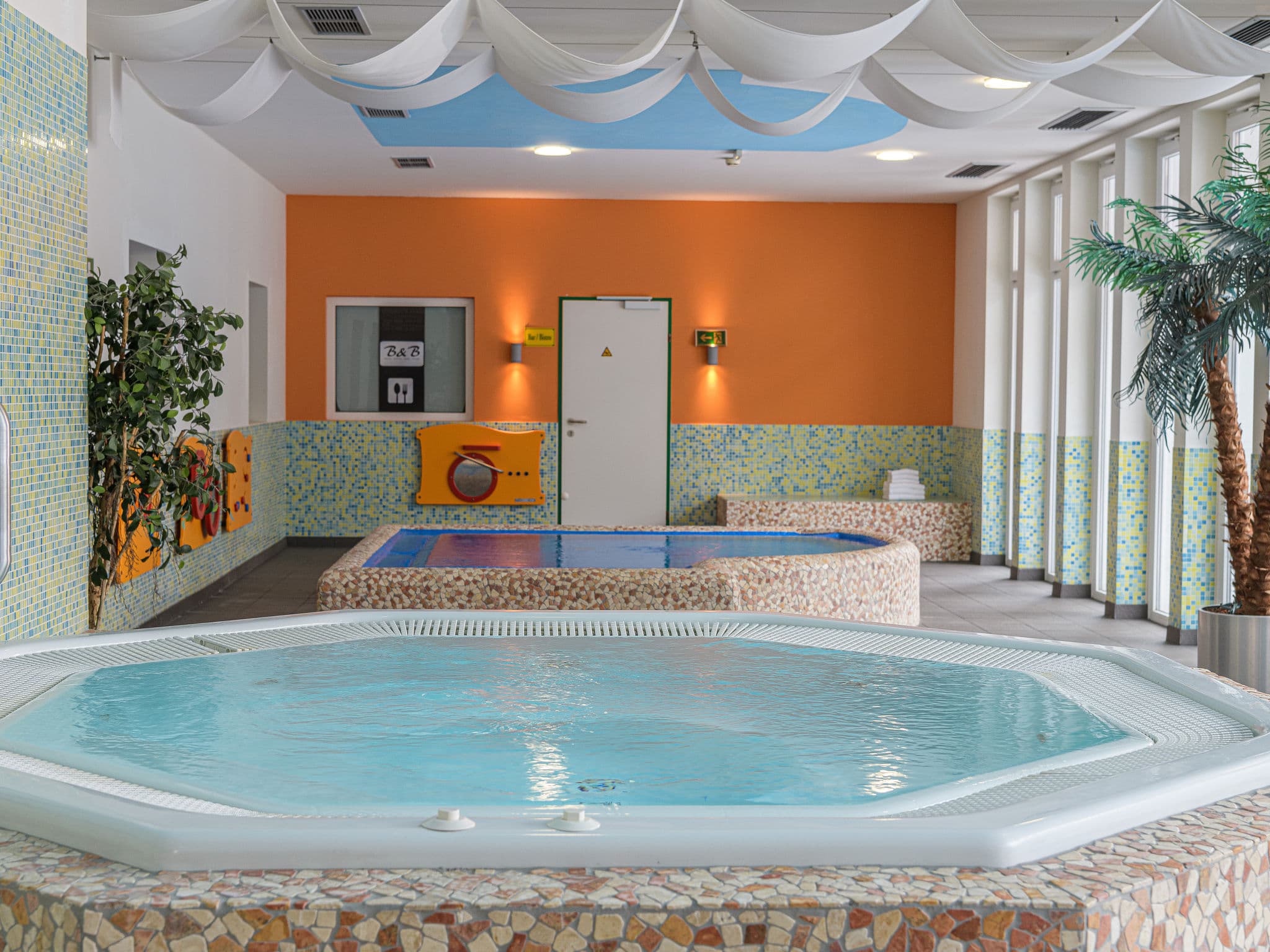 Pool Indoor