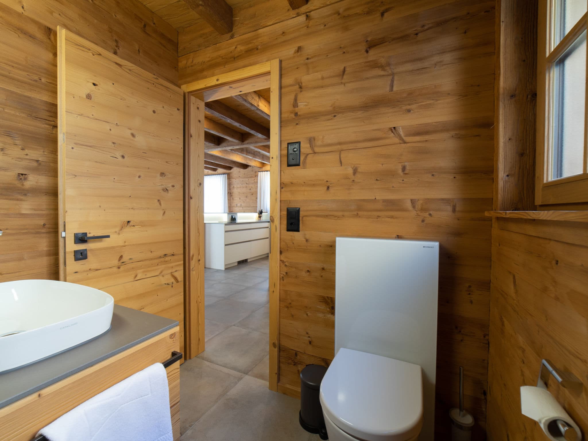 Bathroom / Wellness