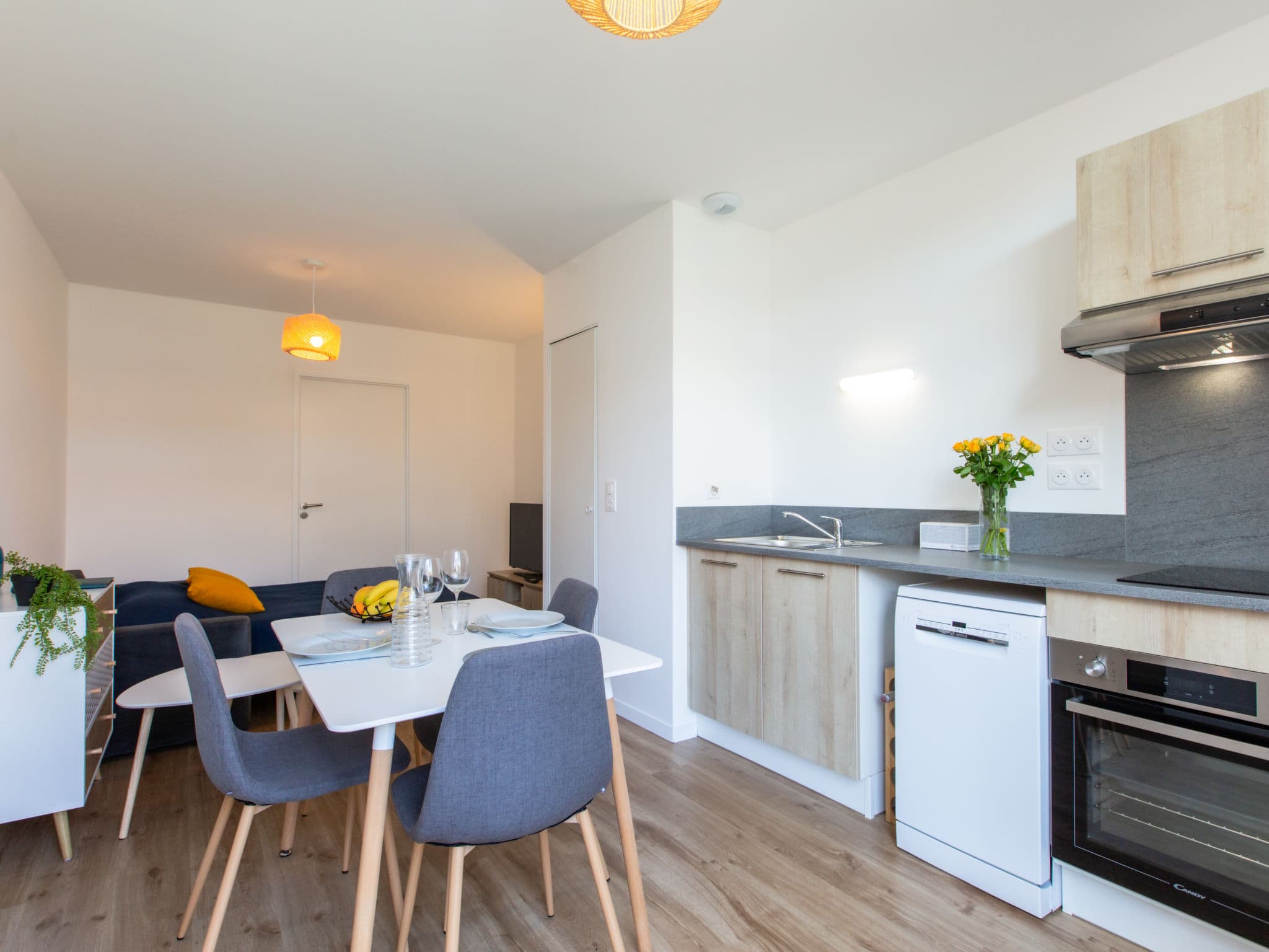 Kitchen / Dining Room