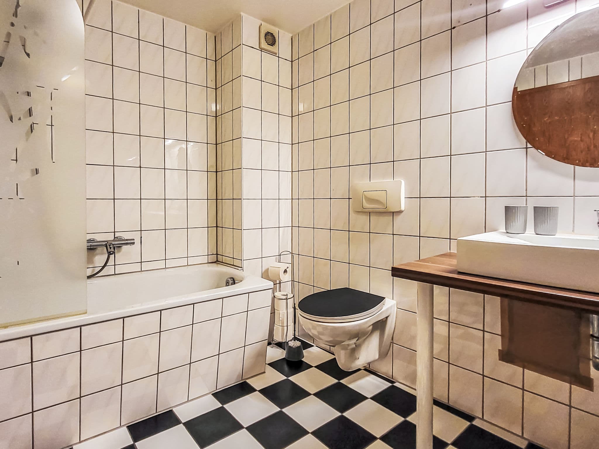 Bathroom / Wellness
