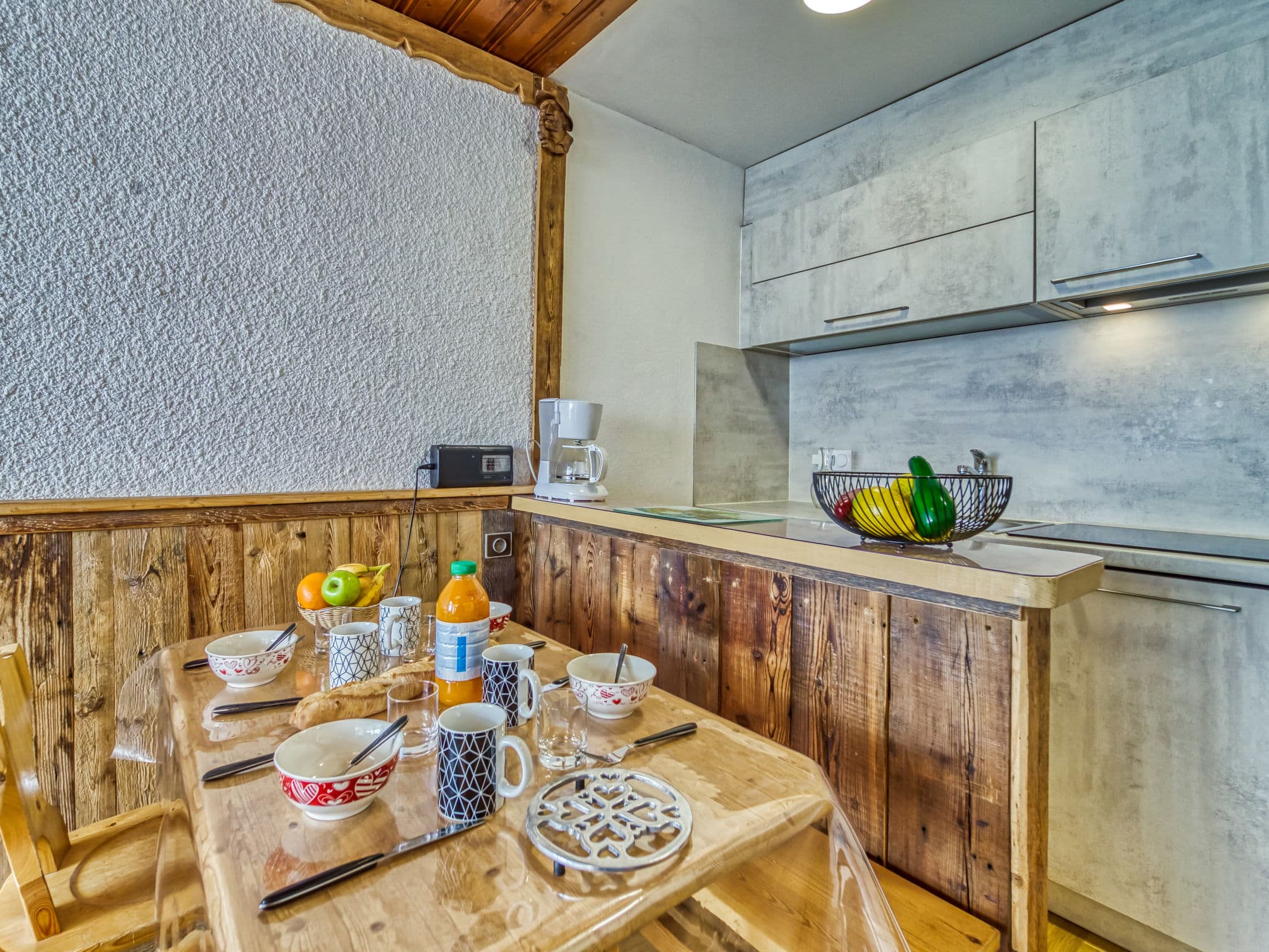 Kitchen / Dining Room