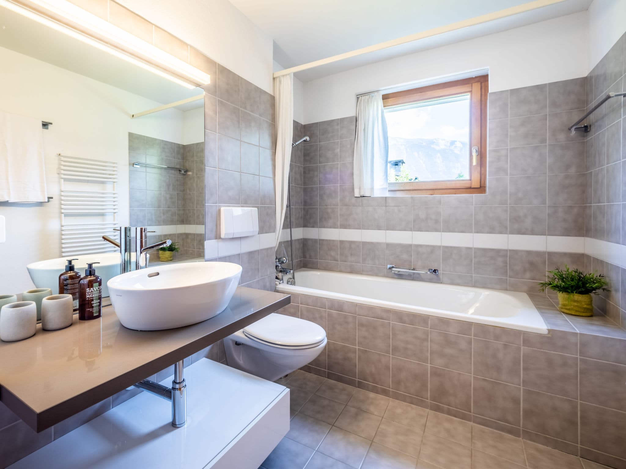 Bathroom / Wellness