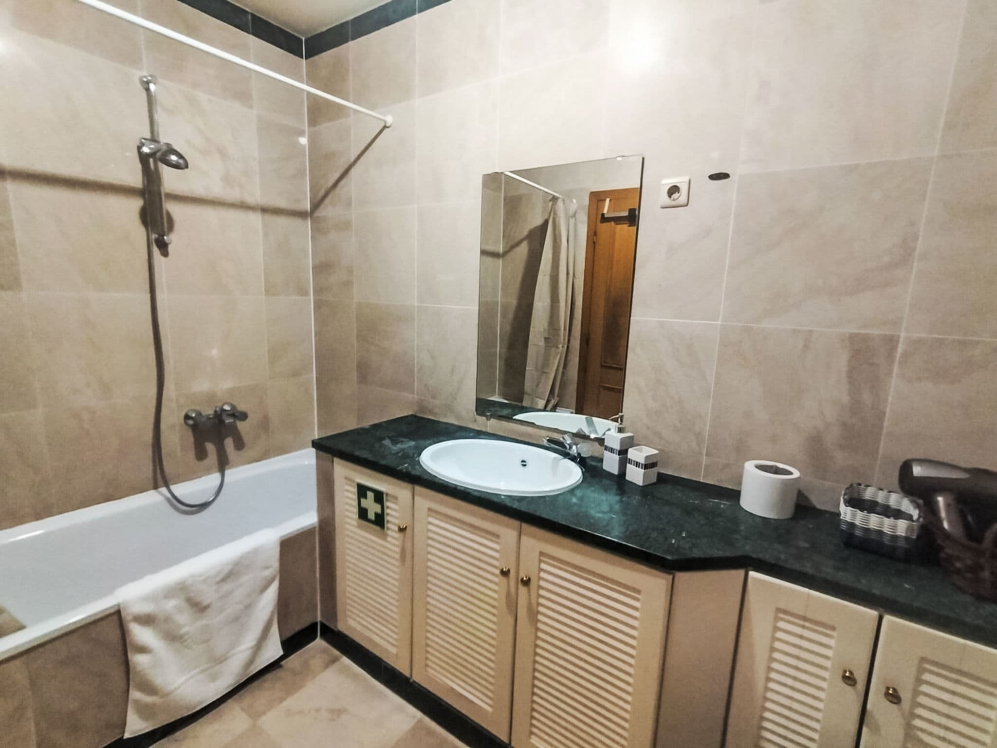 Bathroom / Wellness