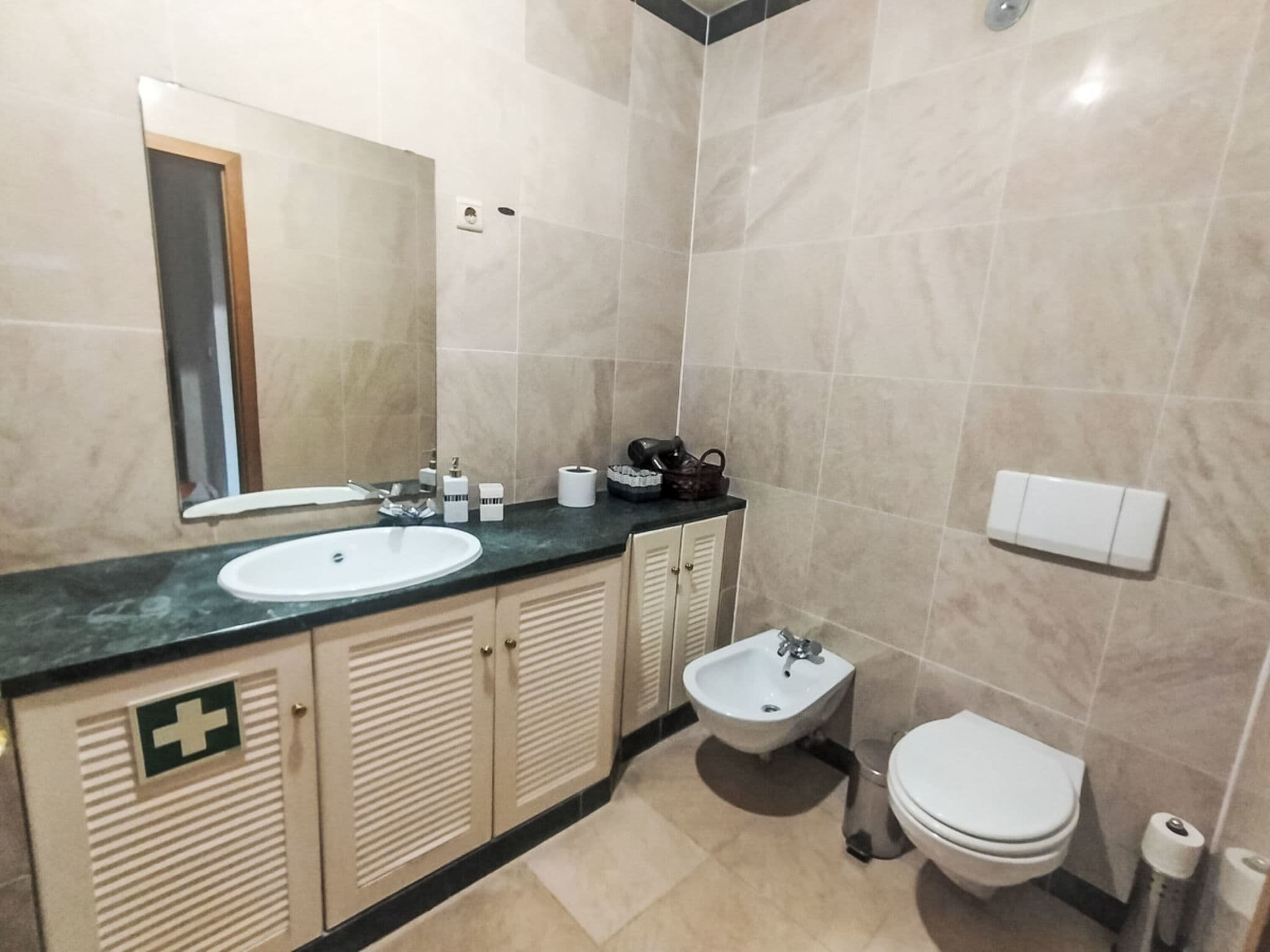 Bathroom / Wellness