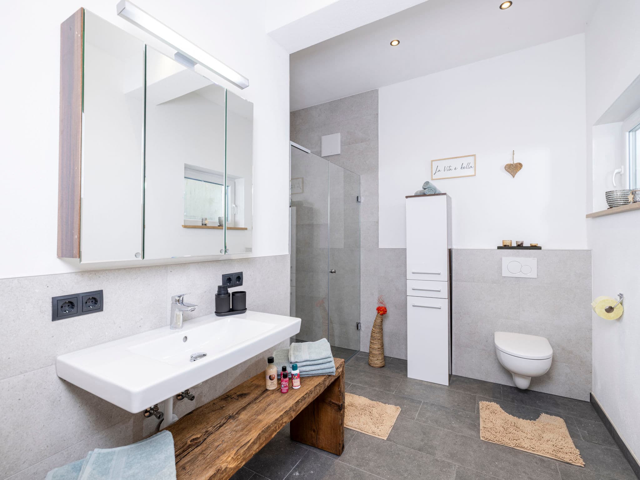 Bathroom / Wellness