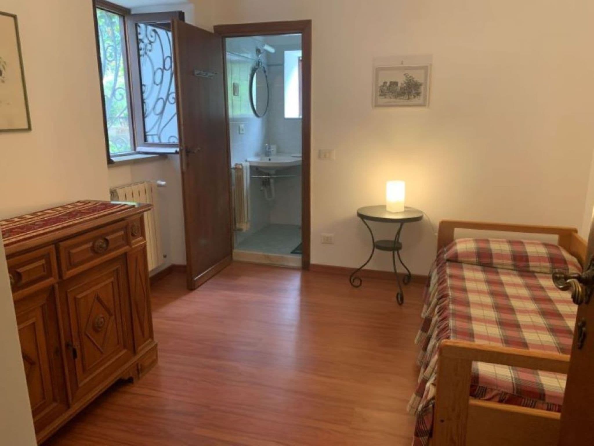 Gallery Image 11