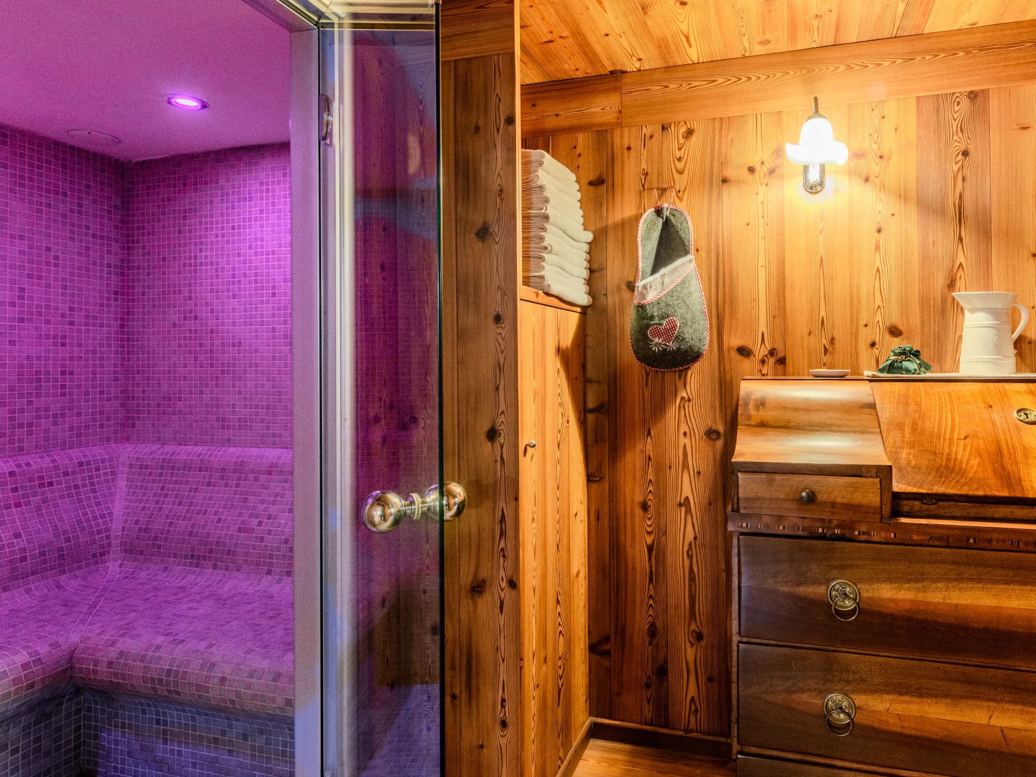 Bathroom / Wellness