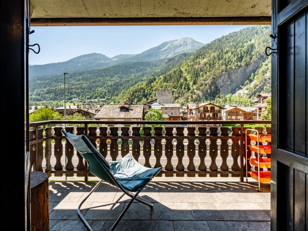 Large Image