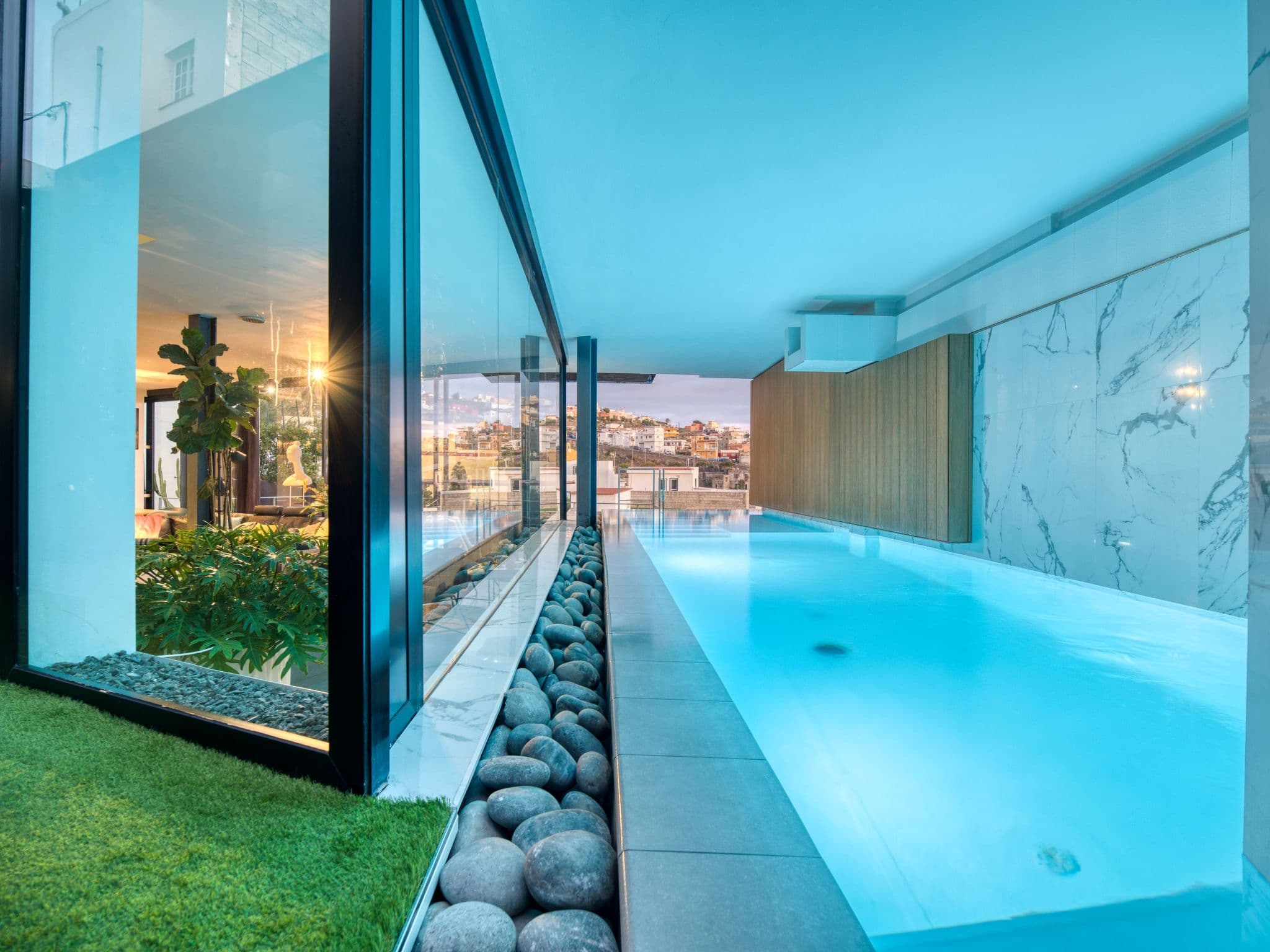 Pool Indoor