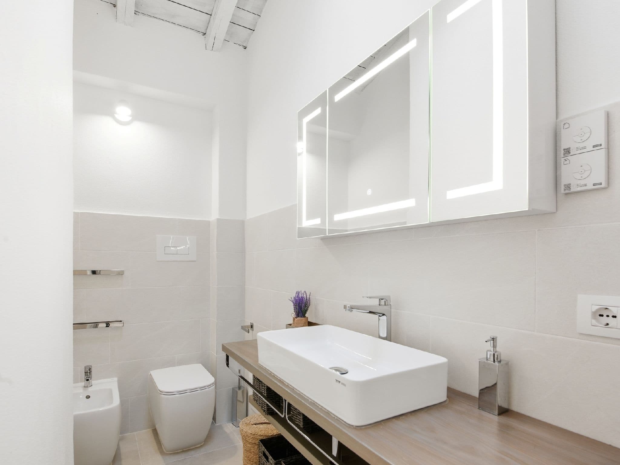 Bathroom / Wellness