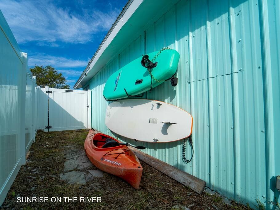 Kayak and Pattle Boards