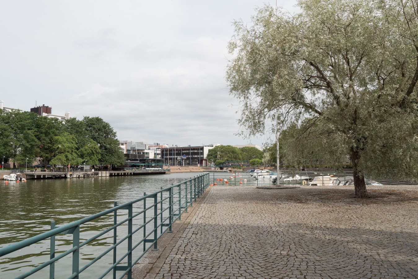 Messitytönkatu 8 C 44-35.jpg