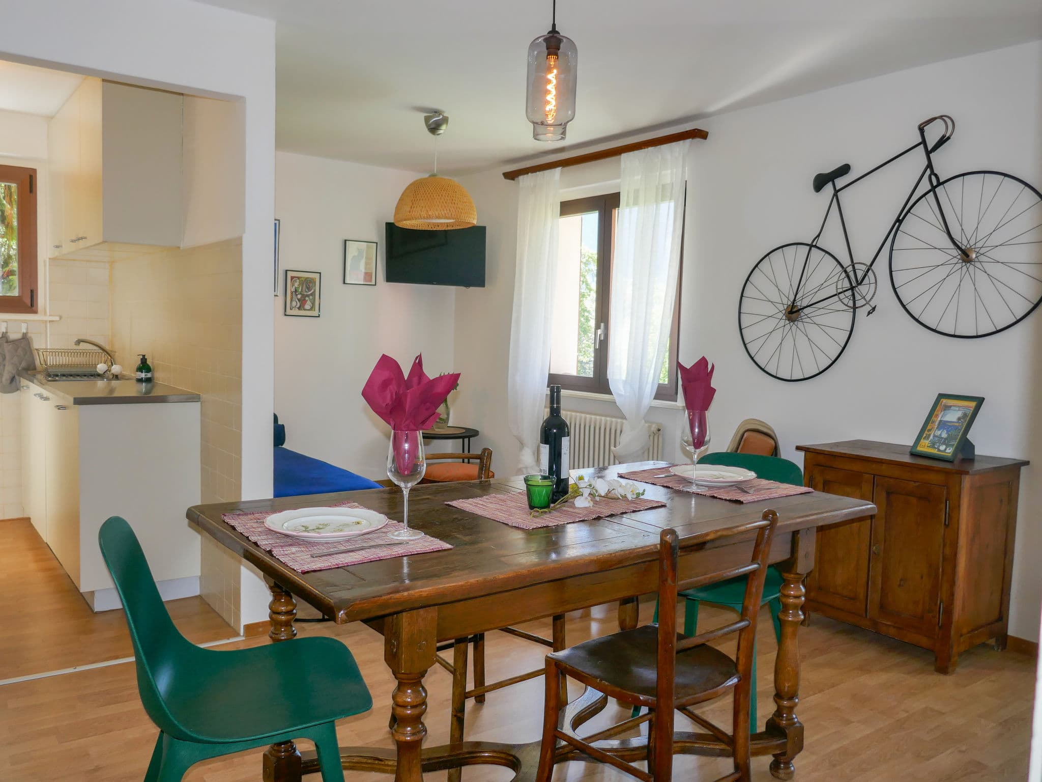 Kitchen / Dining Room